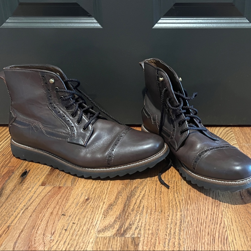 Johnston and Murphy Men's Brown Leather Boots